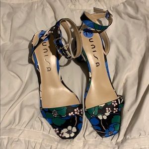Blue floral heels